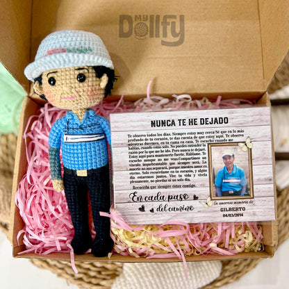Personalized Crochet Doll with Photo Card "Nunca Te He Dejado"