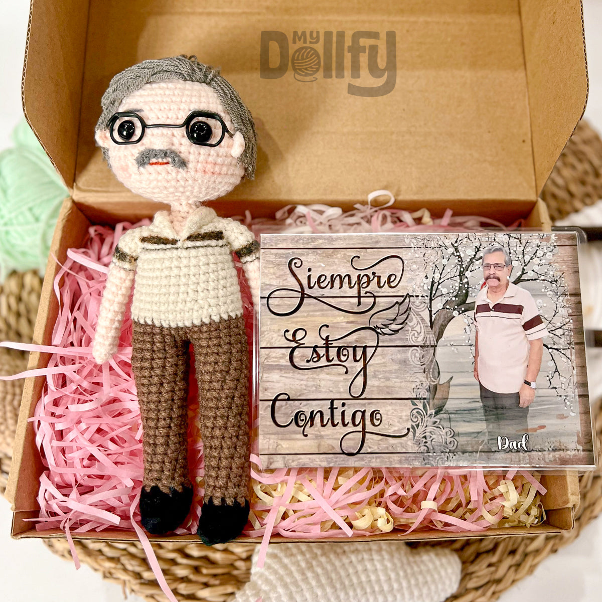 Personalized Crochet Doll with Photo Card "Siempre Estoy Contigo"
