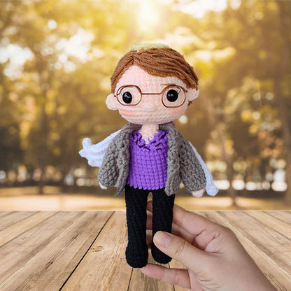 Personalized Crochet Doll with Photo Card "Pensé En Ti Hoy"